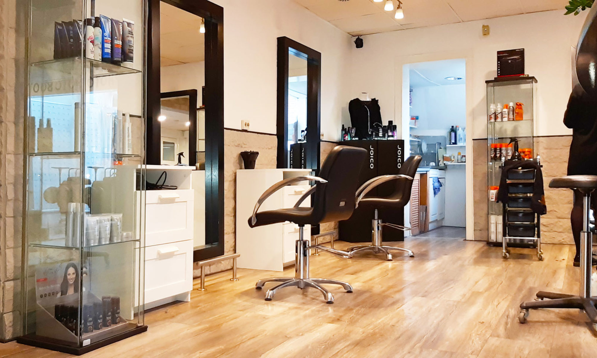 HAIR ART 0104181410 ROTTERDAM KLEIWEG 52B